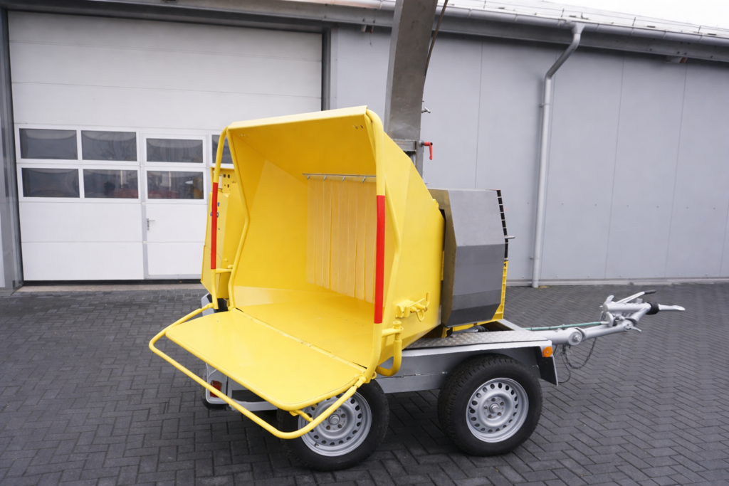 Holzhäcksler 250mm Profi Altenburg mieten